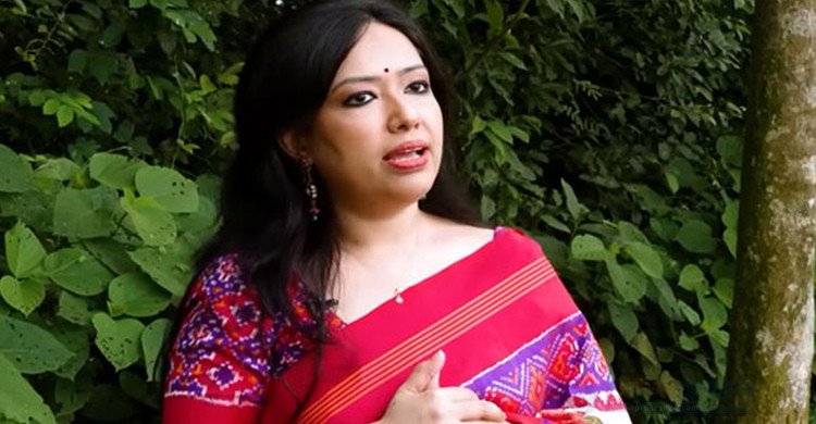 কাগজে-কলমে কোনো রাজনৈতিক দলকে নিষিদ্ধ করা যায় না: রুমিন ফারহানা